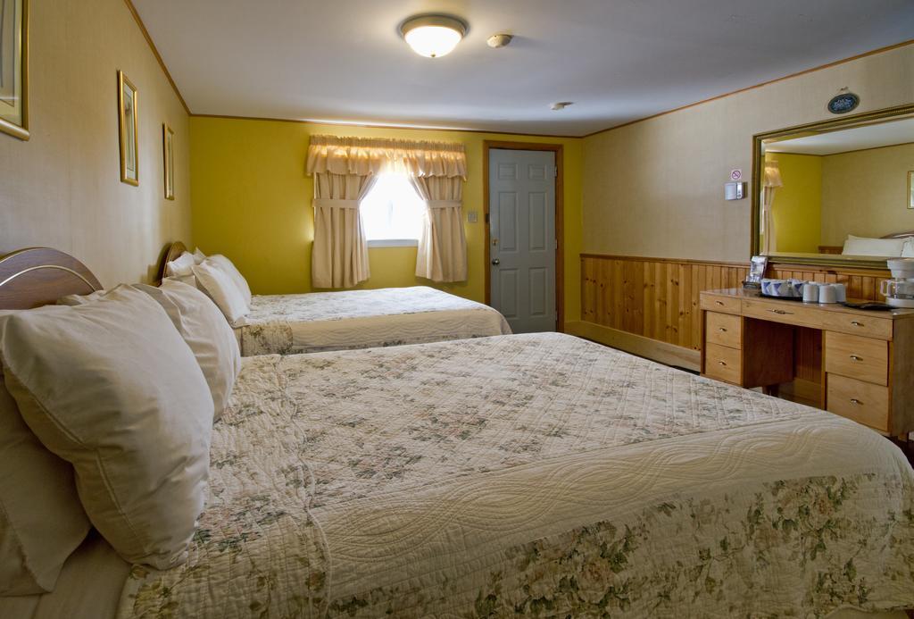 Mackenzie Motel & Cottages 셸번 외부 사진